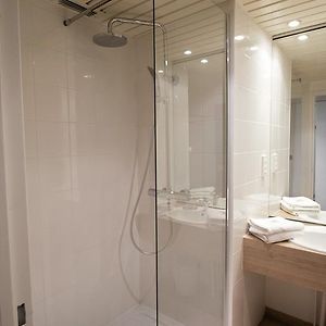 Superior Triple Room 1 Double Bed & 1 Single Bed